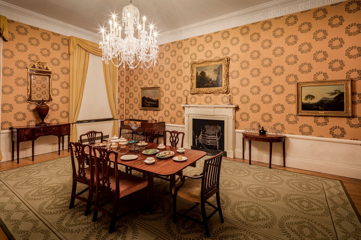 Know the checklist for a Georgian Interior and create a classic living space 1 georgian michael-d-beckwith-583340-unsplash for web