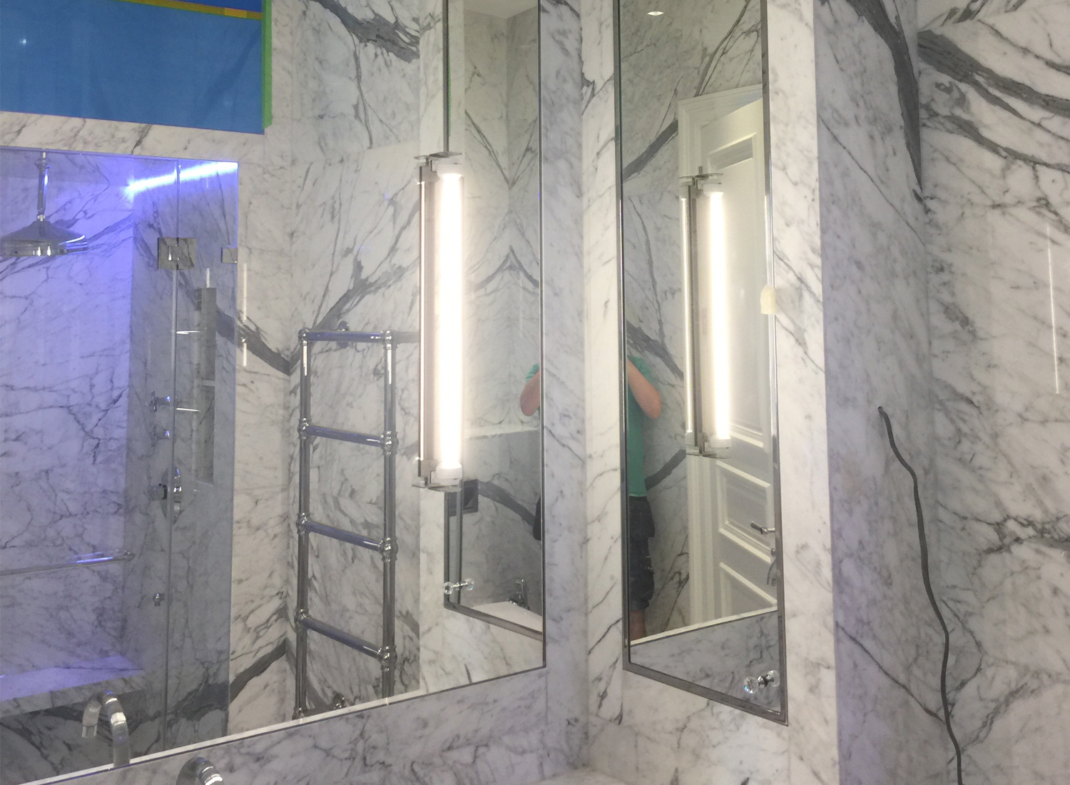 Bespoke Mirrored Walls 1 Eaton Place mirrored doors and stainless residential joinery