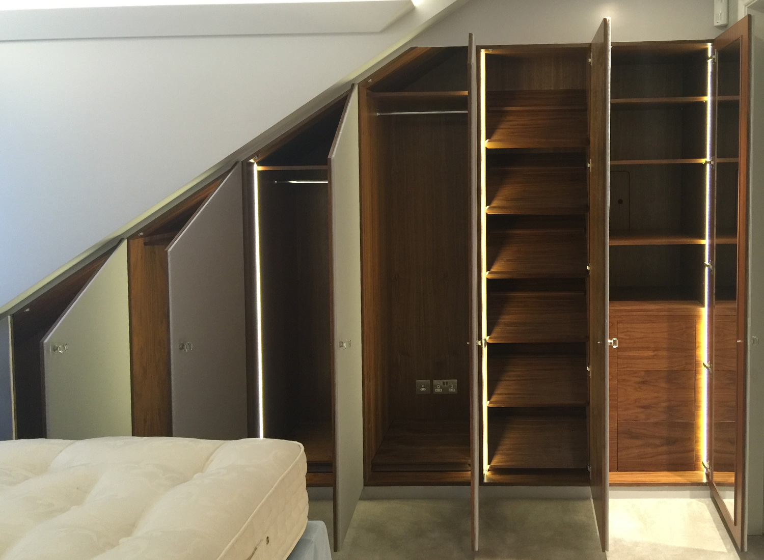 Blog 6 Fitted wardrobe joinery