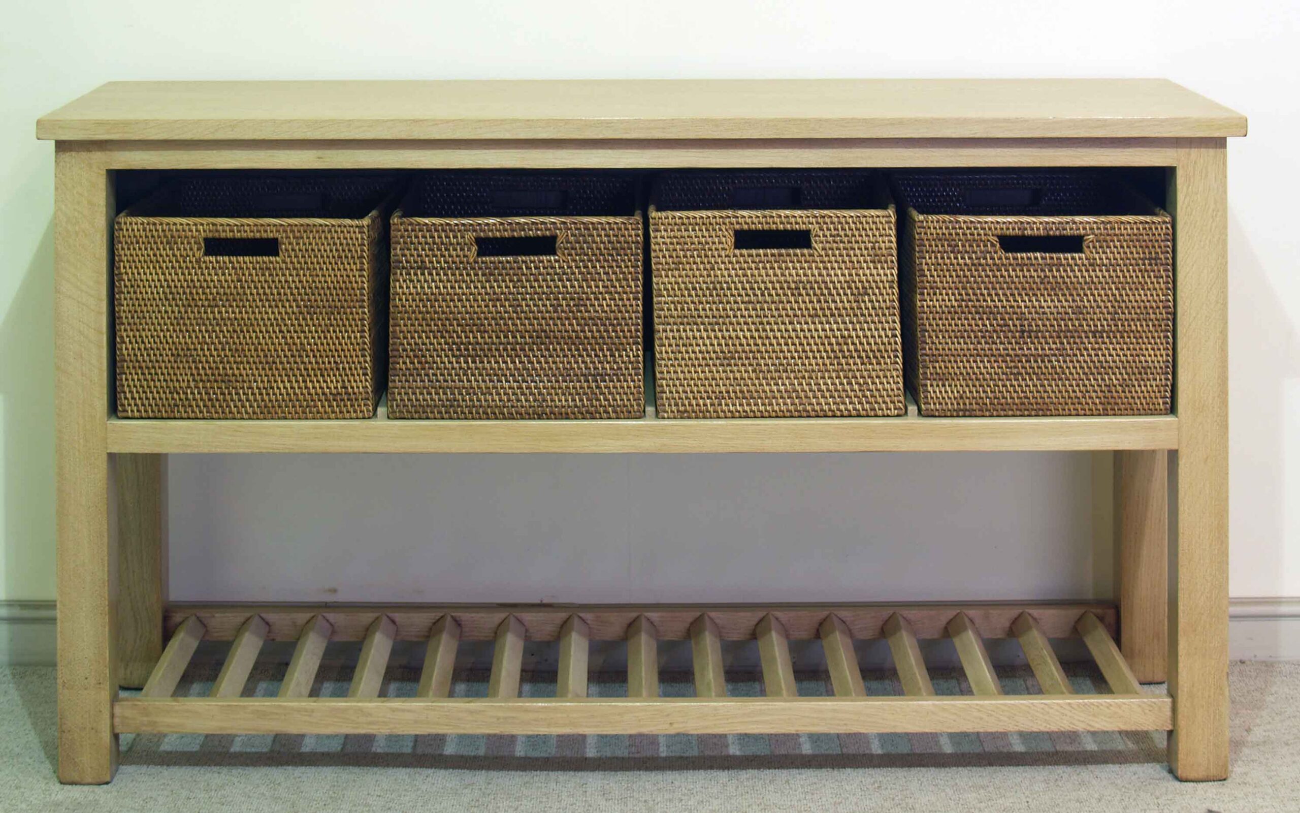 Furniture - Servers 1 Oak sideboard with linen basket storage