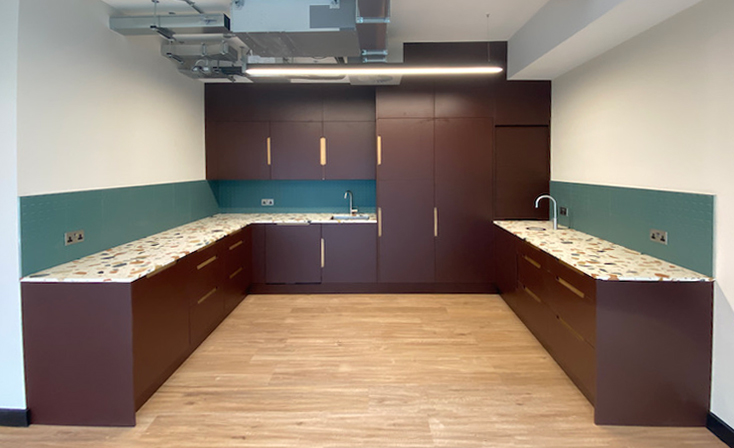 Bespoke kitchenettes by Reeve & Co