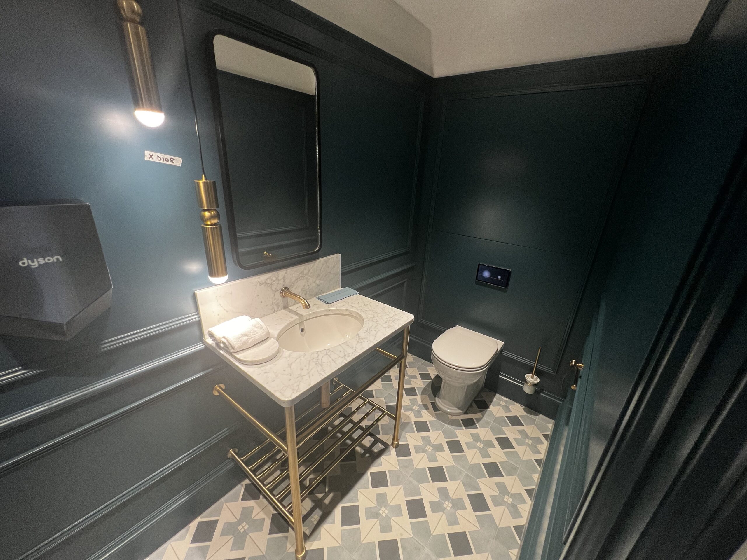 Grosvenor bespoke office joinery, Mayfair