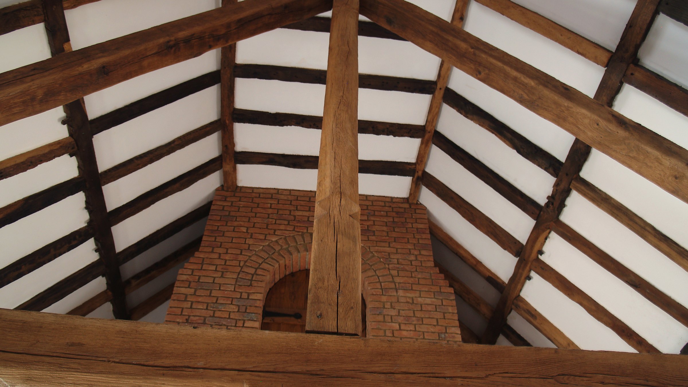 How to brief a joiner for a high-end project 1 Reeve & Co Suffolk workshop interior with timber roof beams