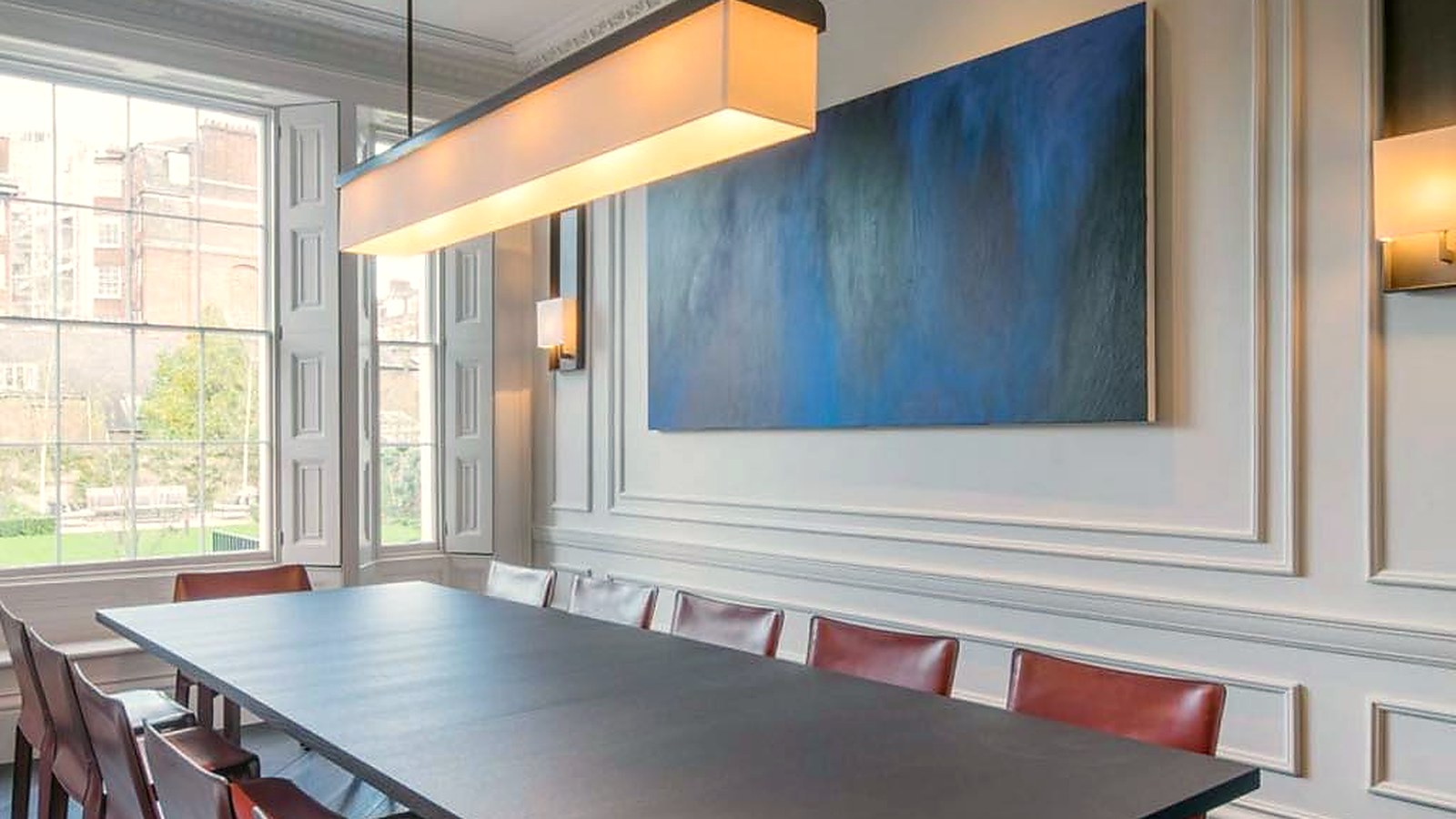 Bespoke Mirrored Walls 3 St John’s Wood residential joinery with mirror detailing