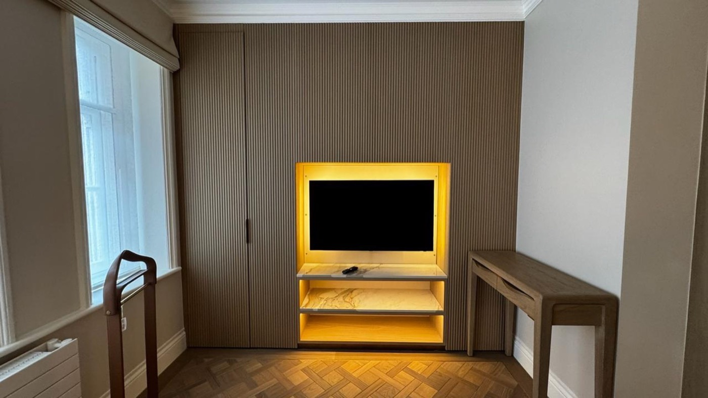 Bespoke Joinery in London & the Home Counties 5 Media wall, Albert Hall Mansions