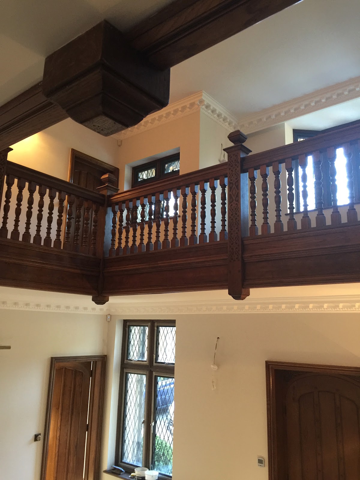 Kent new-build bespoke joinery and library