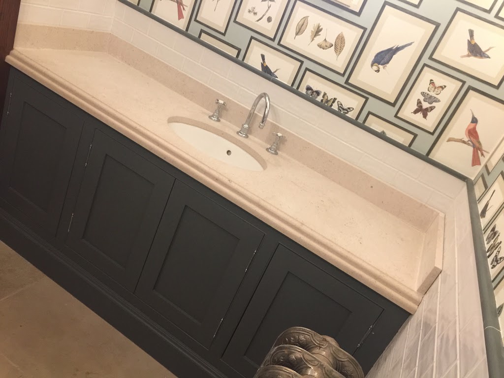 Bespoke joinery by Reeve & Co — Oxford Oxfordshire country house, made-to-measure woodwork