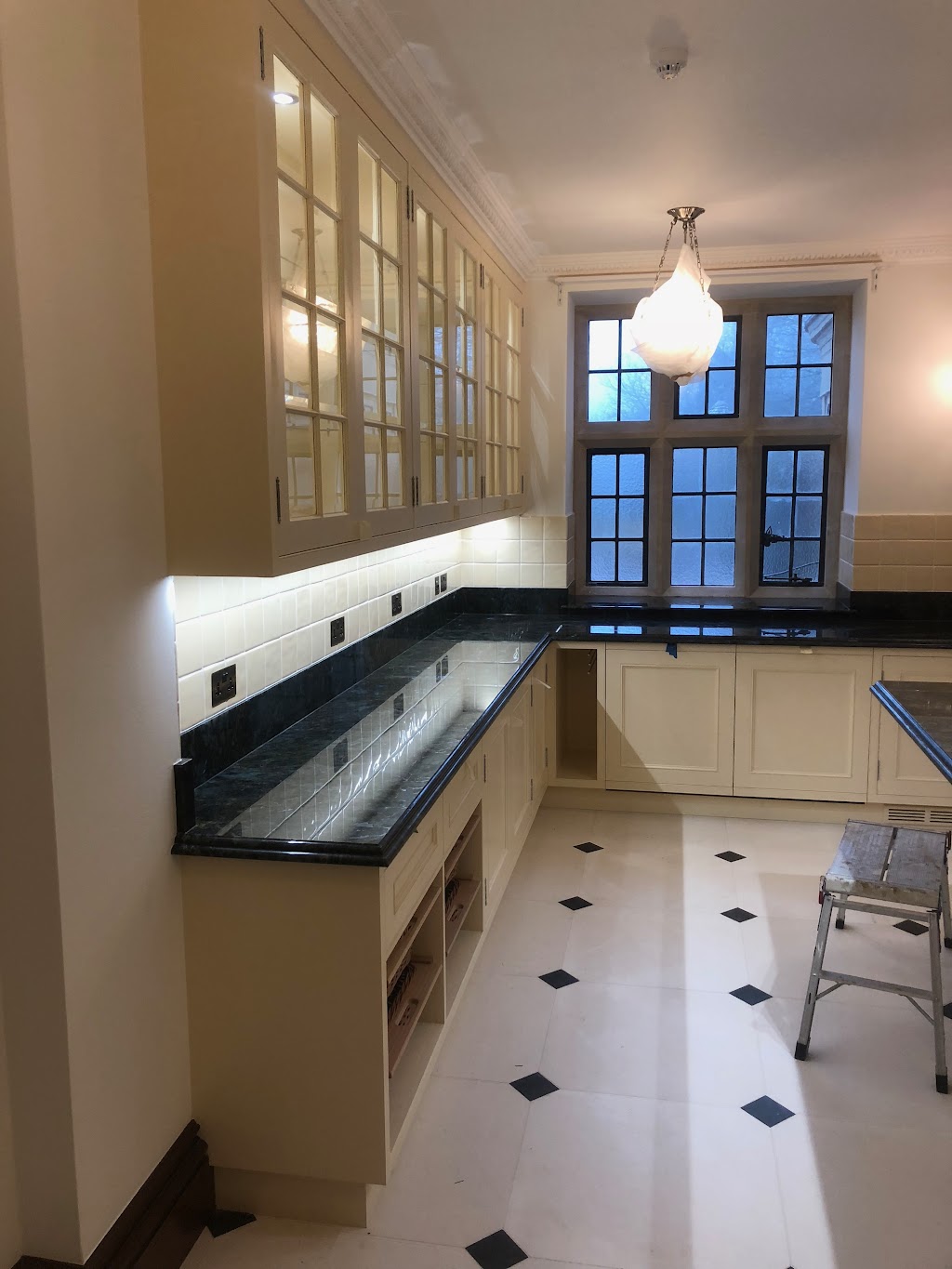 Bespoke joinery by Reeve & Co — Oxford Oxfordshire country house, made-to-measure woodwork