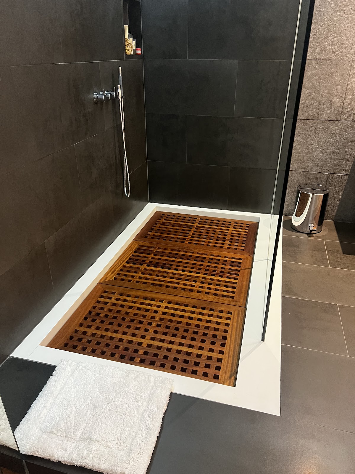 Sloane Square bespoke joinery, Chelsea