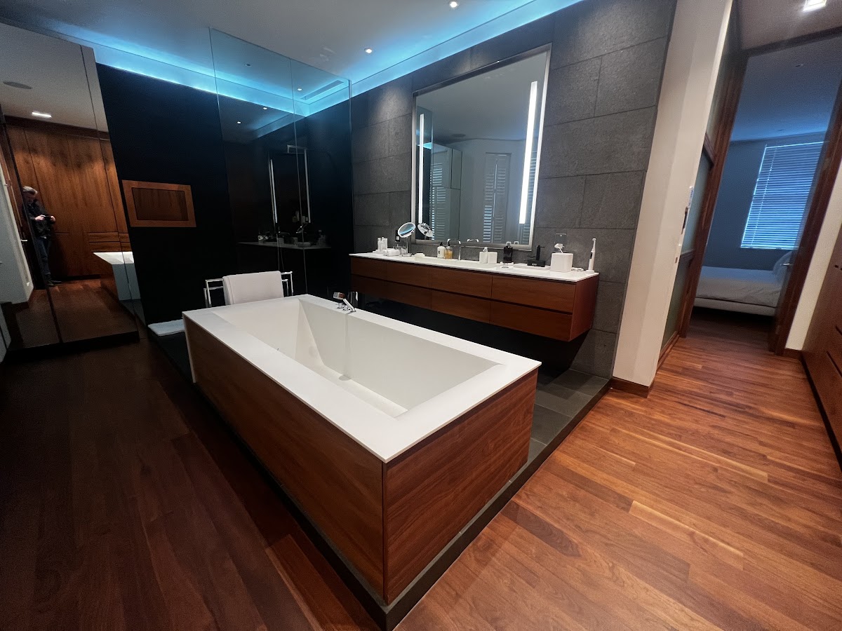 Sloane Square bespoke joinery, Chelsea