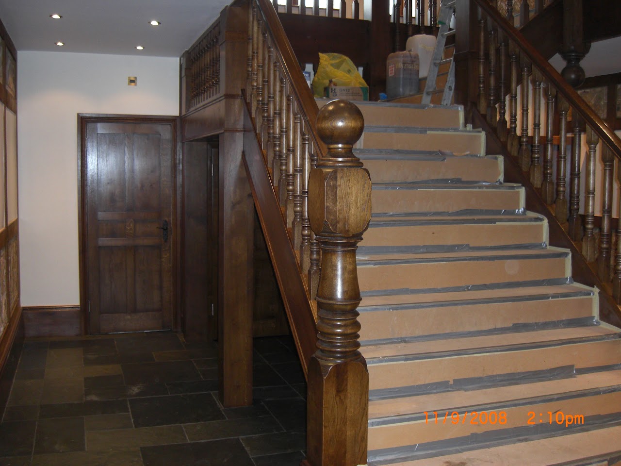 Bespoke Staircase Manufacturer 1 Oak staircase with a turned newel and balusters — bespo
